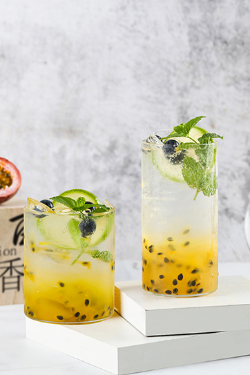 柠檬百香气泡水