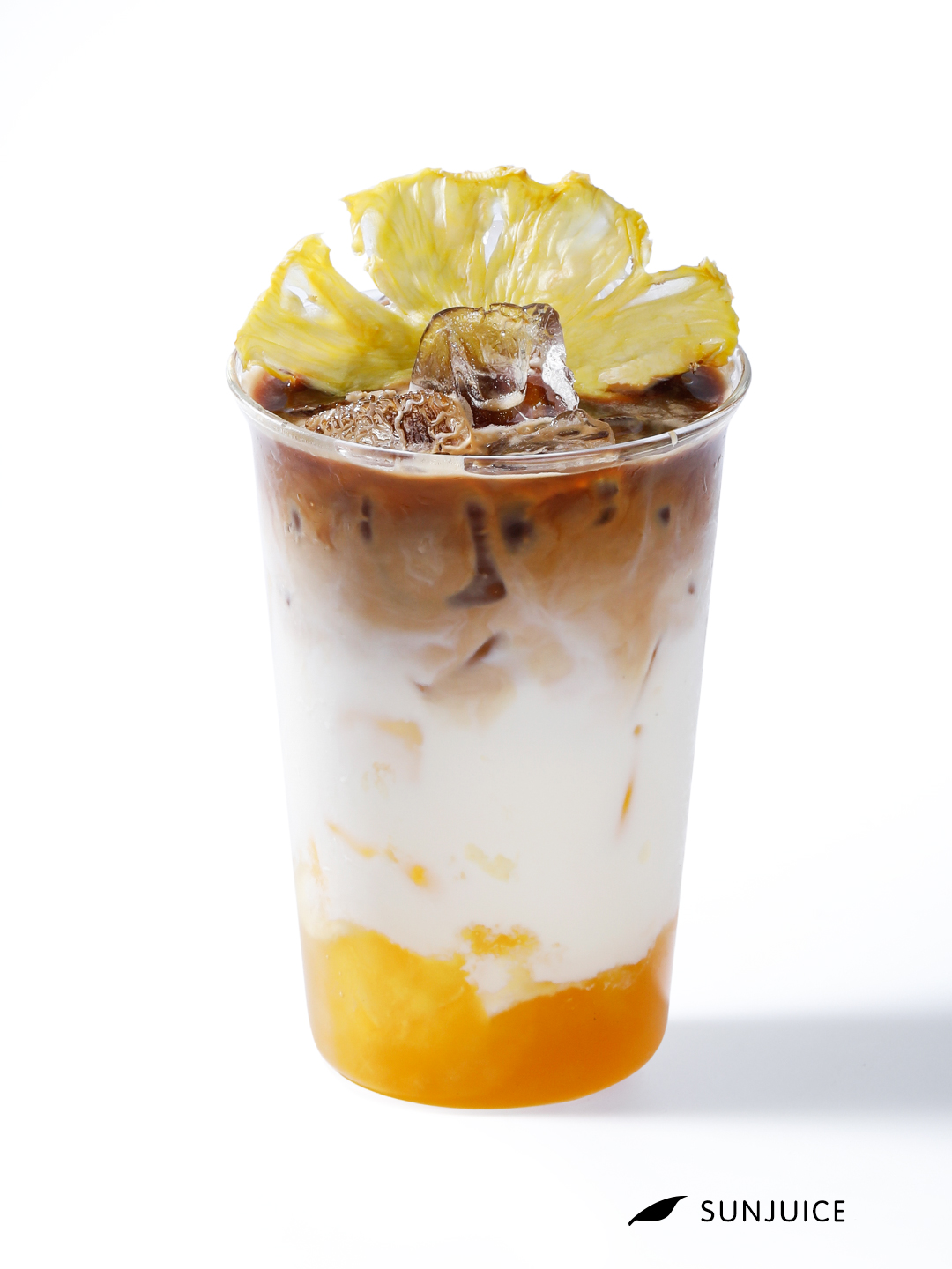 菠萝生椰拿铁